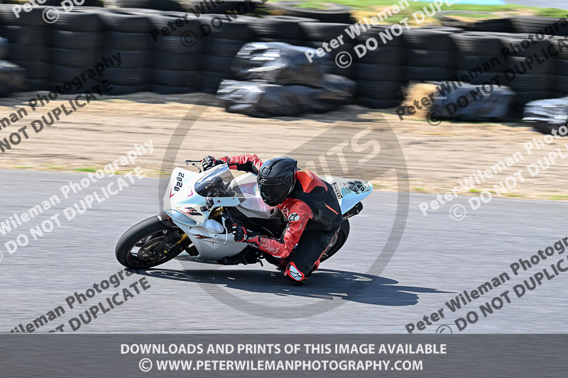 enduro digital images;event digital images;eventdigitalimages;lydden hill;lydden no limits trackday;lydden photographs;lydden trackday photographs;no limits trackdays;peter wileman photography;racing digital images;trackday digital images;trackday photos